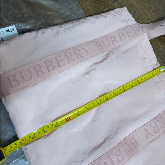 Burberry Light Pink Logo Strap Tote - Picture 7 of 12